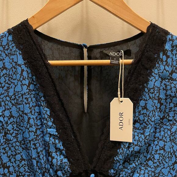 ADOR Floral Long Maxi Dress Blue | V Neck, Slit, Black Lace Trim, Small, NWT - Picture 6 of 10